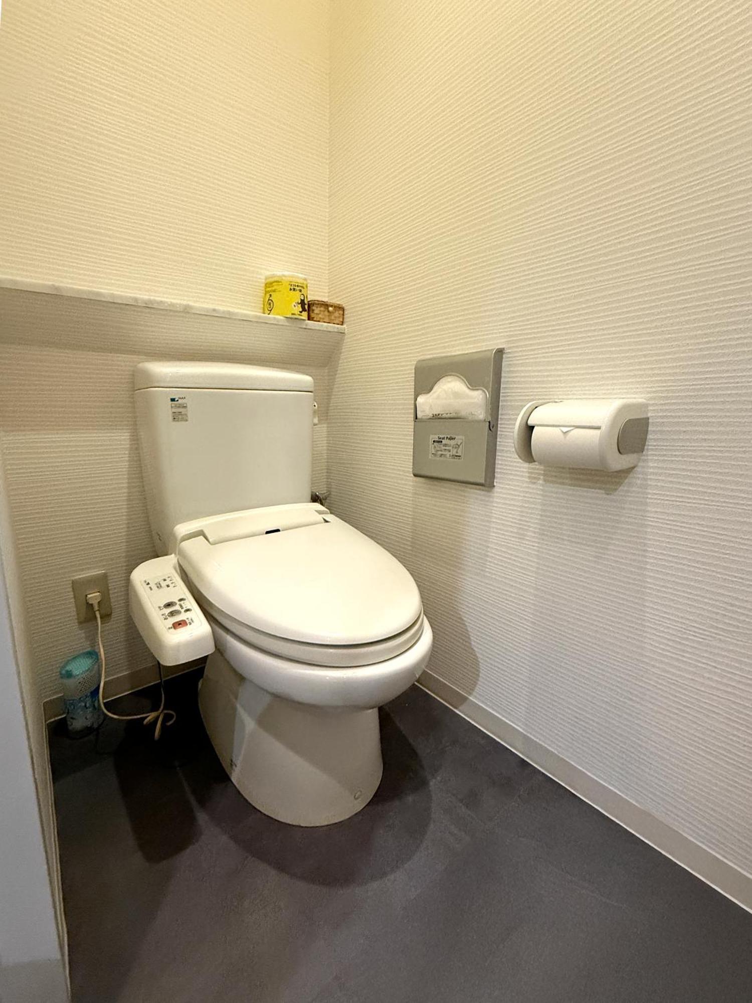 Hotel Hyper (Adults Only) Osaka Exterior photo